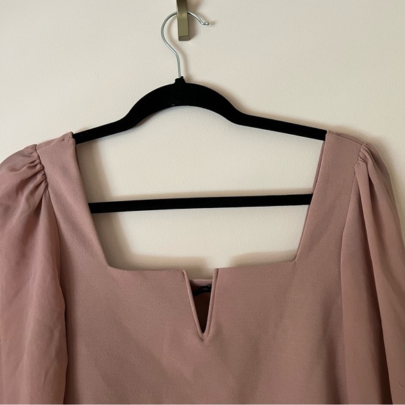Chiffon sleeves crop top in dark pink size medium- M boutique - Picture 4 of 7